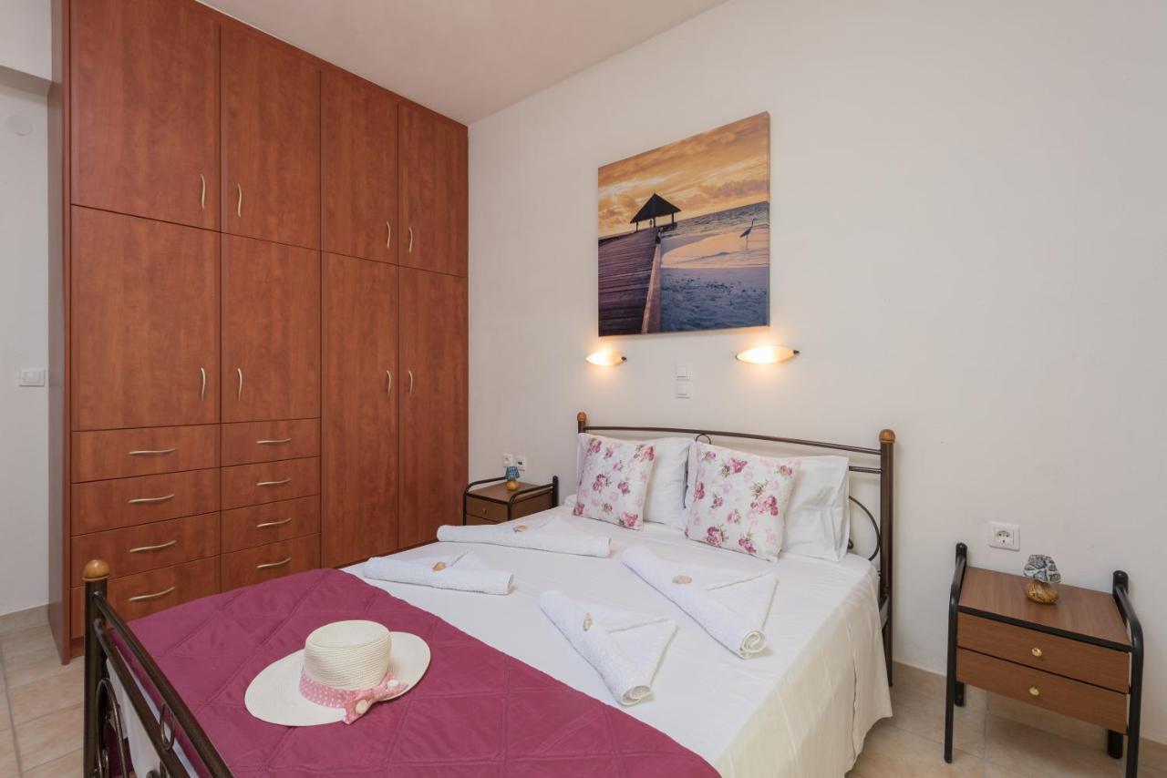 Domus Lukas Apartments Marathiás 外观 照片