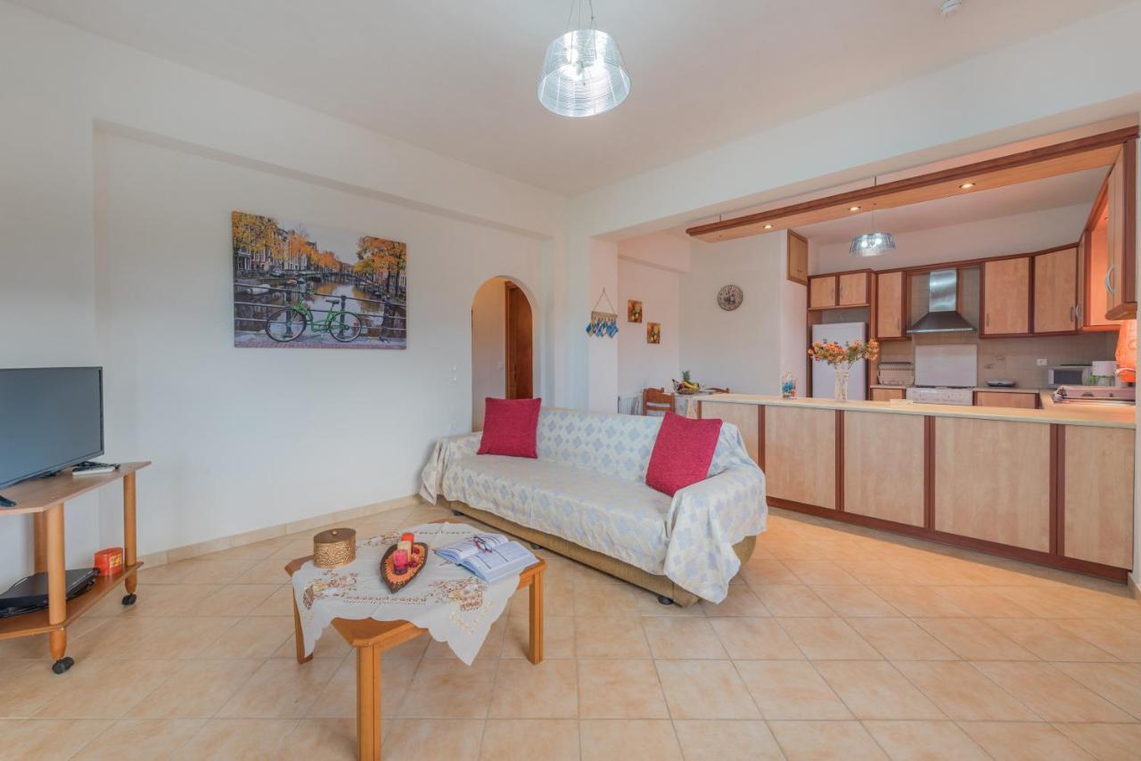 Domus Lukas Apartments Marathiás 外观 照片