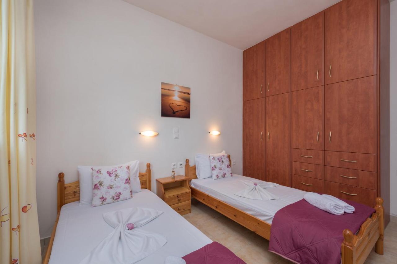 Domus Lukas Apartments Marathiás 外观 照片
